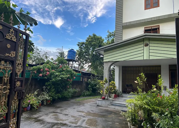 Riverside Homestay